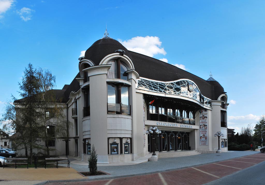 Szigligeti Theatre